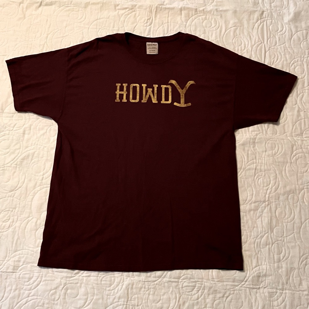 Short Sleeve T-Shirt Howdy XL Burgundy Maroon